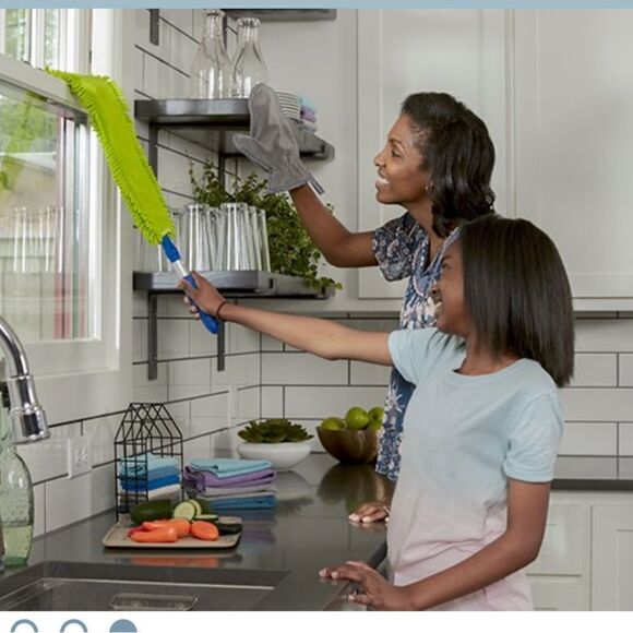 Norwex Dusting Mitt LE Pomegranate NWOT - Picture 5 of 12